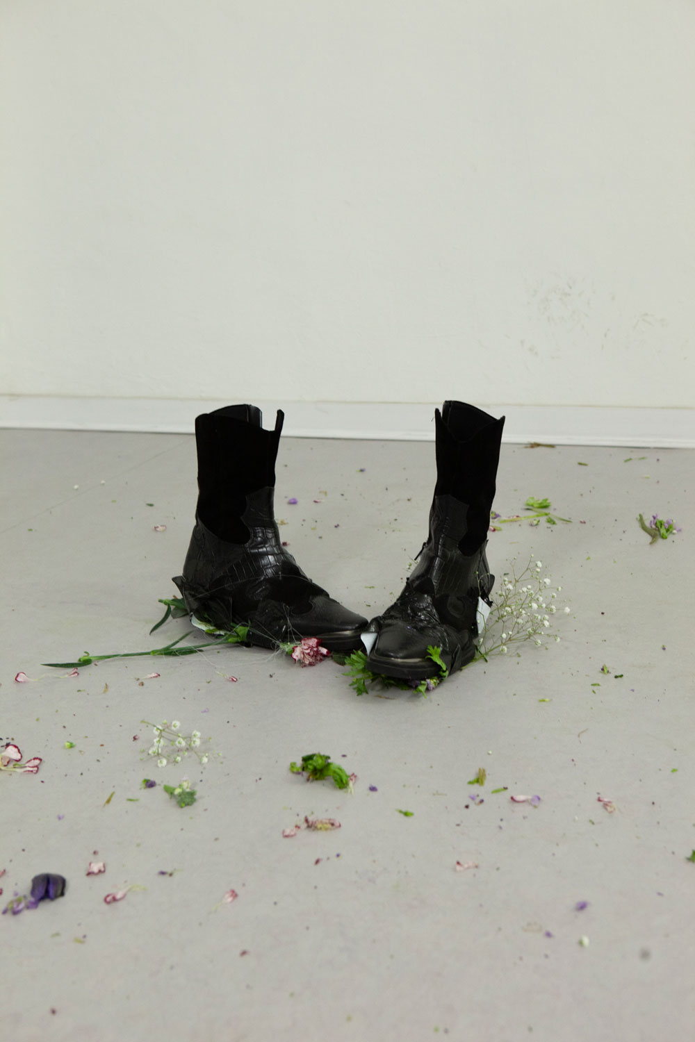 Burning down the house (wallpaper), Caterina Gobbi